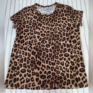 Leopard print tshirt